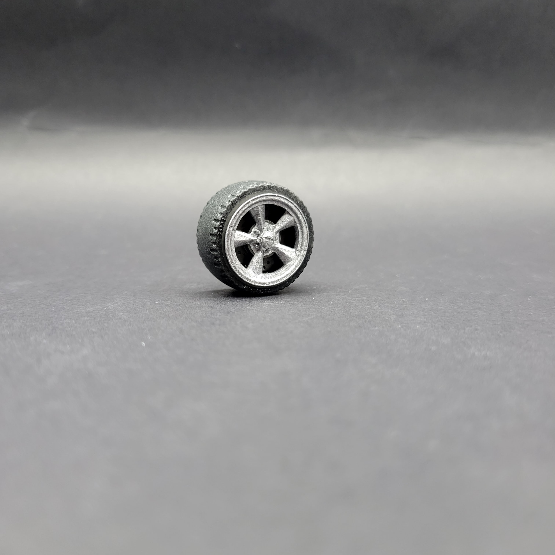 Dodge Charger style 5 spoke slot mag custom LEGO-compatible wheel