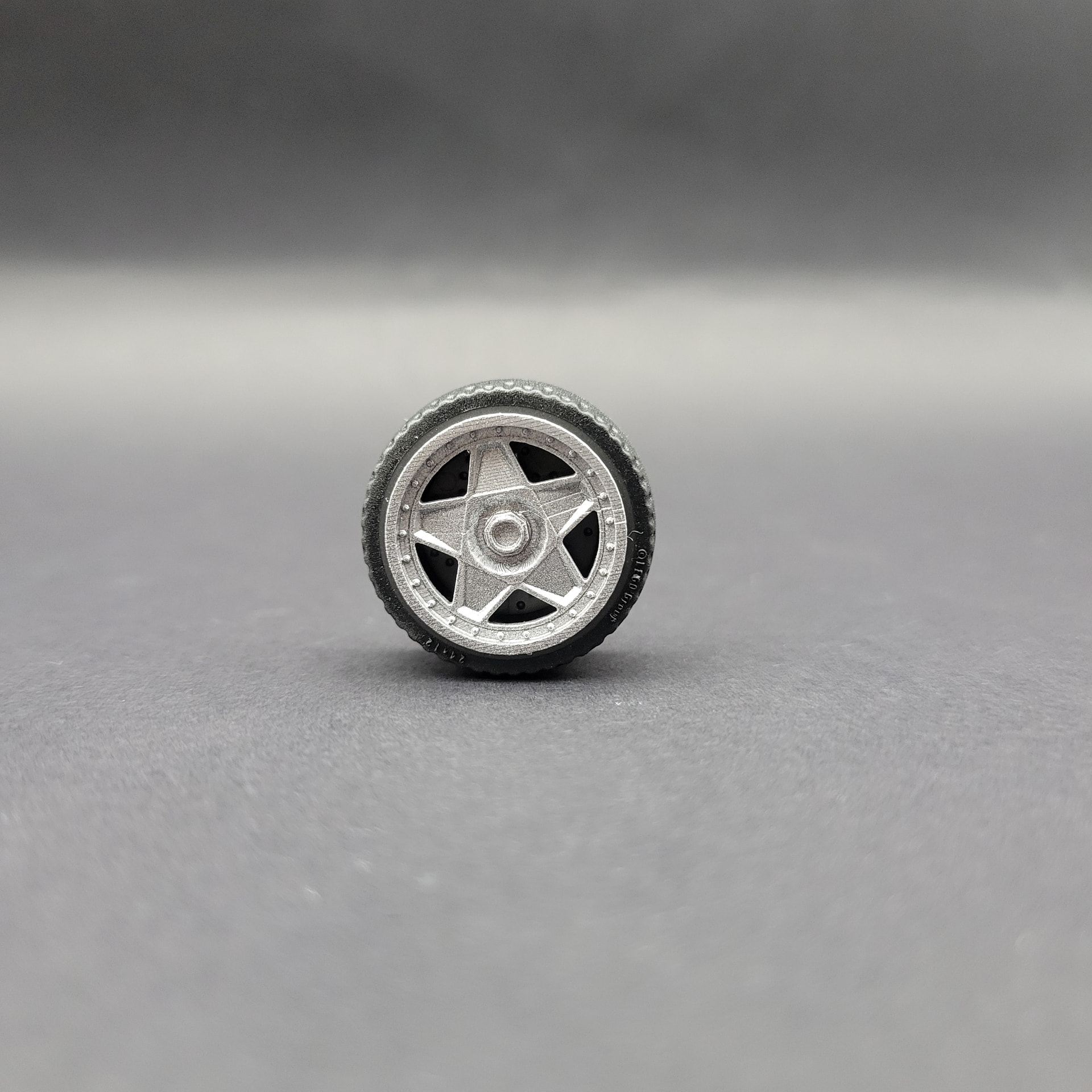 Ferrari F40 style custom LEGO-compatible wheel